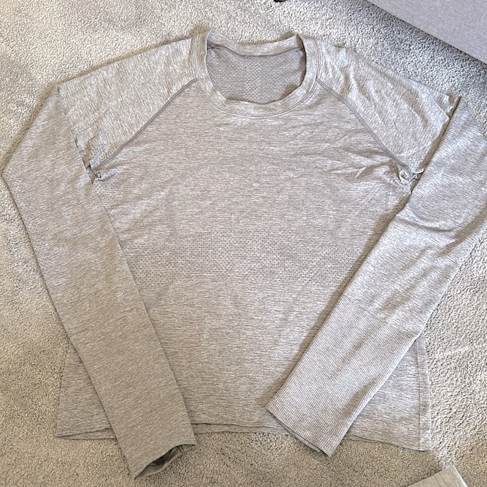 Lulu Swiftly Tech Long Sleeve